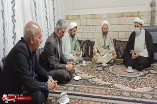 دیداروسرکشی از روحانی رزمنده ویادگار هشت دفاع مقدس در هفته بسیج