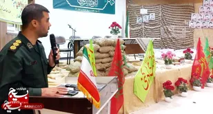 زبان شعر؛ برنده&zwnj;تر از شمشیر، سوزنده&zwnj;تر از آتش و کاری&zwnj;تر از سلاح/شاعران مکتبی، همواره از حق دفاع و با باطل در ستیزند+ عکس و فیلم