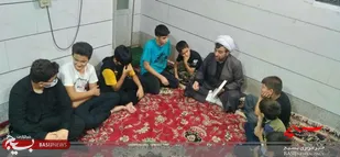 برگزاری حلقه صالحین با موضوع یاد و خاطره شهیدان