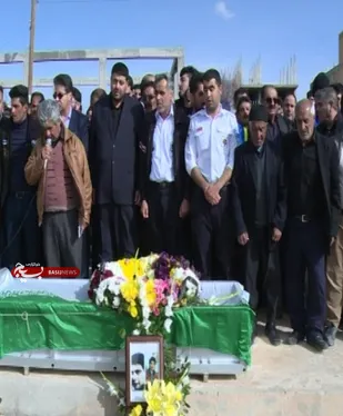 تشییع پیکرخادم جانباخته اورژانس در شهرستان بروجن