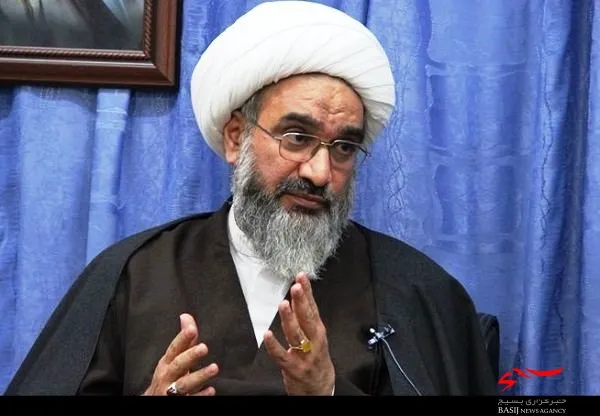 اطلاع رسانی به موقع سرلوحه کار تهیه کنندگان خبر قرار گیرد