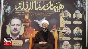یکی از مبانی فتح، حول محور ولایت بودن است