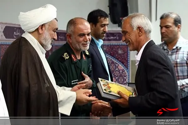 مرتلین قرآنی ویژه برنامه نوای ملکوت تجلیل شدند