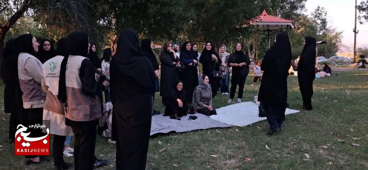جلوه‌ای باشکوه ازهمدلی بانوان دوستدار طبیعت/گردهمایی بانوان وحمایت از محیط‌زیست درشهرستان لالی
