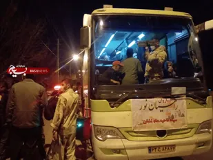 نخستین کاروان راهیان نور ماهنشان به مناطق عملیاتی جنوب کشور اعزام شدند+تصاویر
