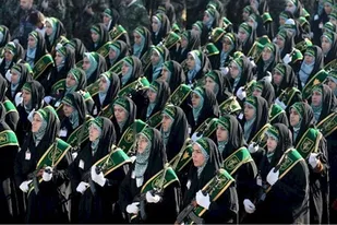 حضور ۲ هزار بانوی بسیجی در نمایش اقتدار گردان&zwnj;های خواهران &laquo;جان&zwnj;فدای ایران&raquo; کبودراهنگ