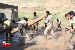 &nbsp;پیوند خدمت&zwnj;ِ ۳۰ گروه جهادی طرقبه شاندیز به نیازمندان با رنگ و بوی معنویت/از اشتغالزایی تا اهدای جهیزیه در قالب &laquo;خانه دوست کجاست&raquo;+تصاویر