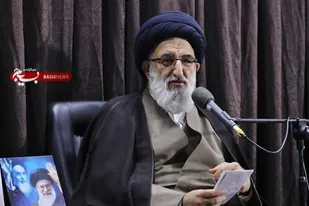 حوزه علمیه باید ضمن جلوگیری از انحرافات، پاسخ شبهات مطرح در جامعه را بدهد