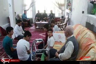 دیدار بسیجیان پایگاه شهید مدنی(ره) با خانواده شهید &laquo;روستایی&raquo;