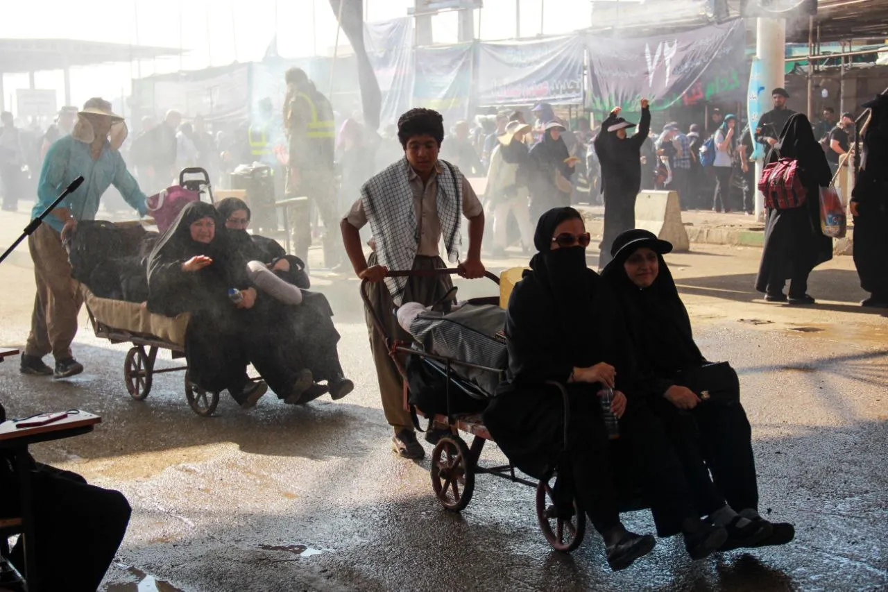 زائران اربعین در مرز مهران
