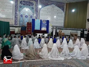 محفل انس با قرآن کریم ویژه نوجوانان روزه اولی برای اولین بار در گلستان برگزار شد