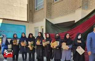 &nbsp;آئین بزرگداشت مقام شامخ معلمین مدرسه ثالثی برگزار شد+تصاویر