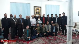 دیدار رزمندگان گردان ۱۱۷امام حسین علیه السلام باخانواده شهید مدافع امنیت شهید میثم عبدالله زاده