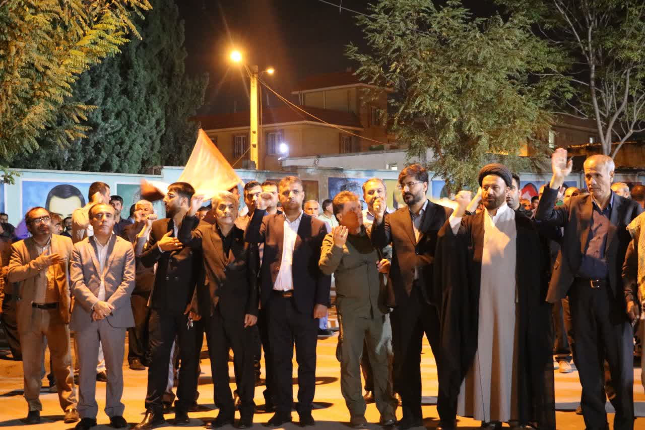 حضور حقوقدانان بسیجی در اجتماع مردمی یاسوج حضور حقوقدانان بسیجی در اجتماع مردمی یاسوج