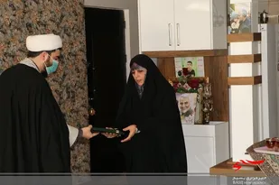 دیدار معاون اجرایی سپاه کربلا با خانواده شهید رجایی فر