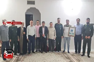 رزمندگان و ایثارگران از برکات ارزشمند انقلاب اسلامی اند
