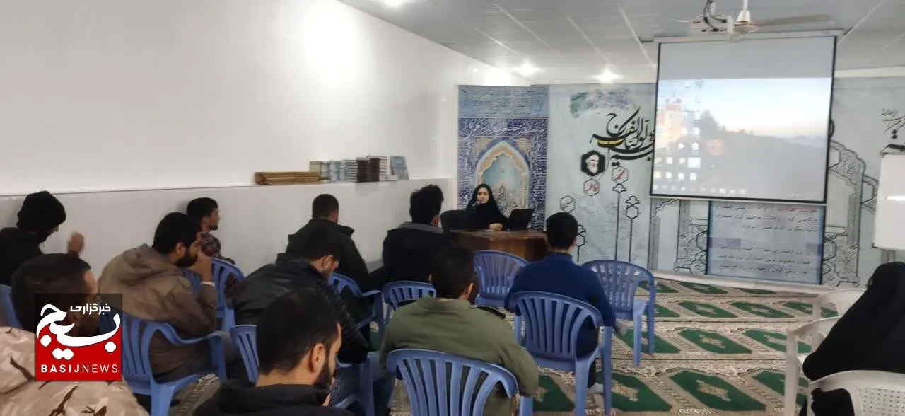 کارگاه توانمند سازی خبرنگاران افتخاری در سپاه ناحیه آرادان برگزار شد