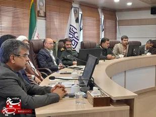 مکتب شهید سلیمانی راه برون رفت از مشکلات کشور است