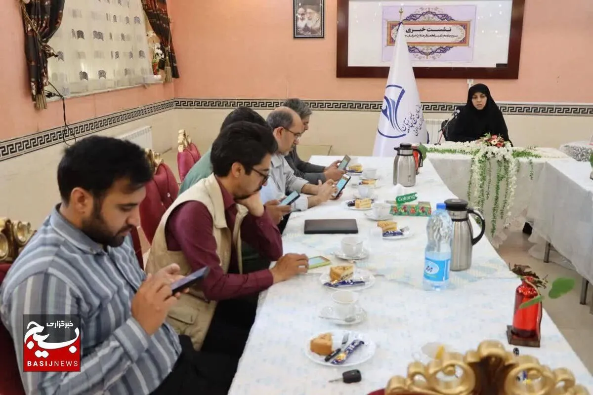مسئول بسیج جامعه زنان سپاه انصارالرضا(ع) خراسان جنوبی:
اجرای ۱۷۲برنامه در دهه کرامت/ برگزاری رویداد 《بشری》 با سیاست الگوسازی دختران مسلمان، شهدای زن و دختر جبهه مقاومت