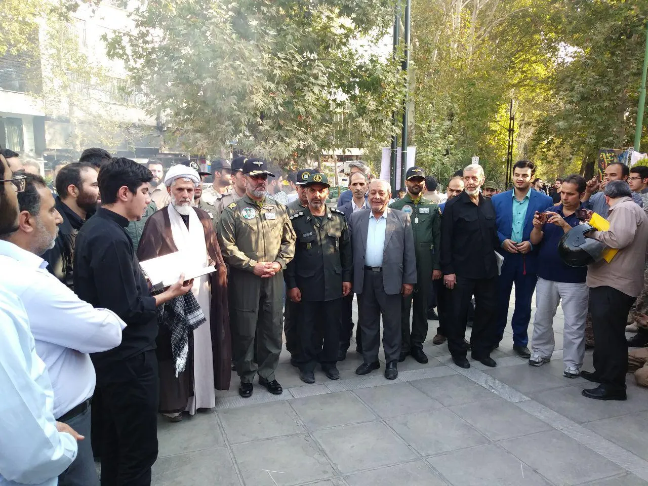 نمایشگاه یاد یاران در بوستان ملت برگزار شد