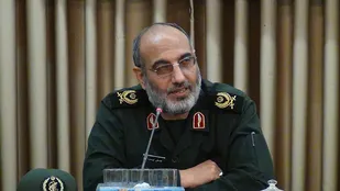 انقلابی ماندن و انقلابی عمل کردن مستلزم تبعیت از ولایت&zwnj;فقیه است