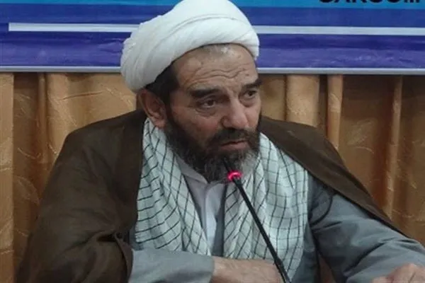 استقلال فرهنگی در رأس همه کارها است