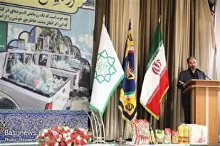 بیش از 300 بسته معیشتی بین کارگران خدمات شهری و فضای سبز منطقه 19توزیع شد