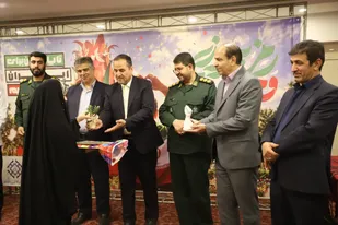 دیدار با خانواده شهدا توان ما را برای ادامه خدمت مضاعف می&zwnj;کند