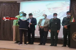 از بسیجیان برتر کنکور ۱۴۰۰ در لارستان تجلیل شد
