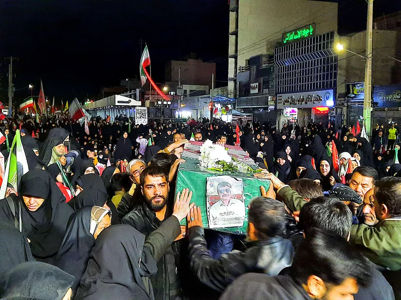 مراسم وداع با جانباز شهید محمدحسن نیک‌عیش در اجتماع محله طلاب مشهد برگزار شد