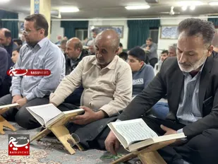 برپایی ۱۱ محفل قرآنی در شهرهای مختلف استان تا امروز در قالب کاروان قرآنی اوقاف قزوین&nbsp;

&nbsp;
