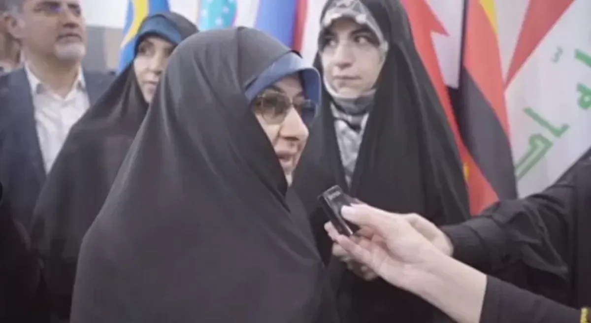 معاون امور زنان و خانواده ریاست جمهوری:
زنان هنرمند یزدی می‌توانند زمینه‌ساز رونق صنایع‌دستی باشند