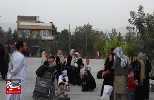 اولین کاروان زائران افغانستانی برای شرکت در مراسم پایانی ماه صفر وارد مرز دوغارون شدند+عکس