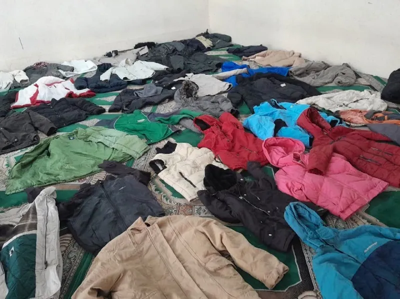 ارسال کمک های مومنانه(پوشاک گرم)به شهرستانهای کوهرنگ و چادگان