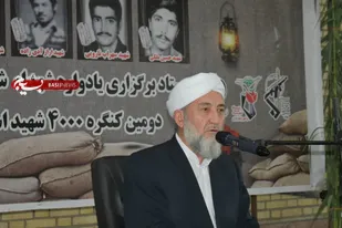یاد شهیدان باعث تقویت روحیه ایثار ، استقامت و مقاومت می شود/در جنگ تحمیلی ۱۱ هزار شهید اهل سنت تقدیم انقلاب شده است