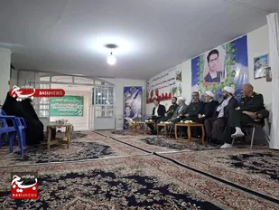 دیدار با خانواده&zwnj;های شهیدان فطرس، توکلی و شریف قنوتی در بروجرد