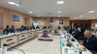 تشکیل جلسه ستاد هماهنگی و برنامه ریزی گرامی&zwnj;داشت هفته بسیج در فرمانداری نایین