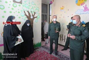 حضور فرمانده سپاه امام صادق (ع) در مدارس رویش انقلاب بوشهر