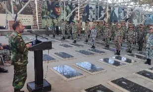 دشمنان توان نزدیک شدن به حریم هوایی کشور را ندارند