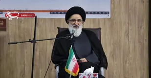 شعار سال محقق نمی&zwnj;شود مگر با همت کارگران/ ایران قوی را کارگران در واحدهای صنعتی و کارخانه&zwnj;ها درست می&zwnj;کنند