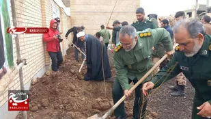 کاشت ۲۰۰ اصل نهال مثمر به یاد شهدا در محوطه سپاه ناحیه امام سجاد(ع) قزوین