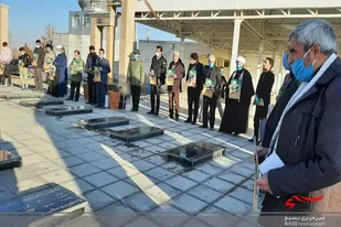 غبار روبی مزار شهدای شهر مهاجران