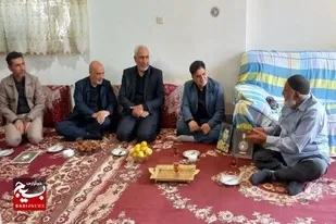 پای درس پدر شهید رضا بابایی از روستای شیرین&zwnj;آباد ملایر