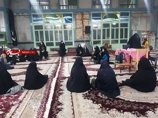 یک فعال مسجدی تأکید کرد:کانون&zwnj;های فرهنگی مساجد بهترین ظرفیت برای فرهنگ&zwnj;سازی جوانی جمعیت&nbsp;