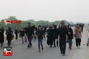 شور حسینی دیّری ها در پیاده روی اربعین