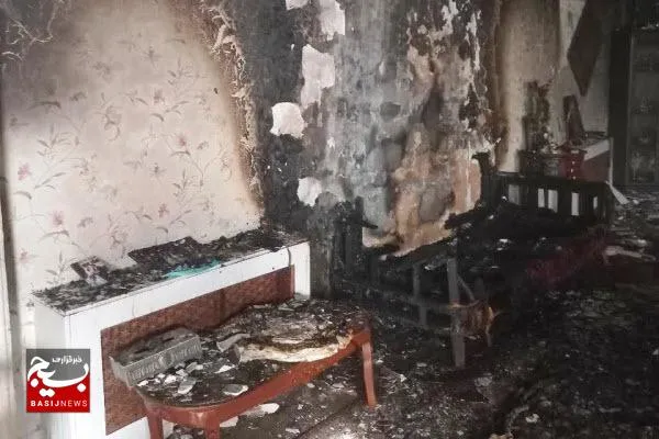 مهار آتش‌سوزی منزل مسکونی در محله کولانج همدان