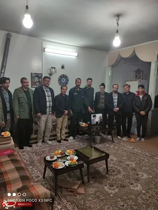 دیدار با خانواده شهدای محله هرستان خمینی شهر