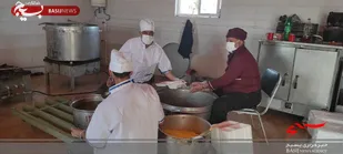 تهیه و توزیع غذای گرم و بسته های معیشتی توسط گردان 112لشکر 14 امام حسین(علیه السلام)