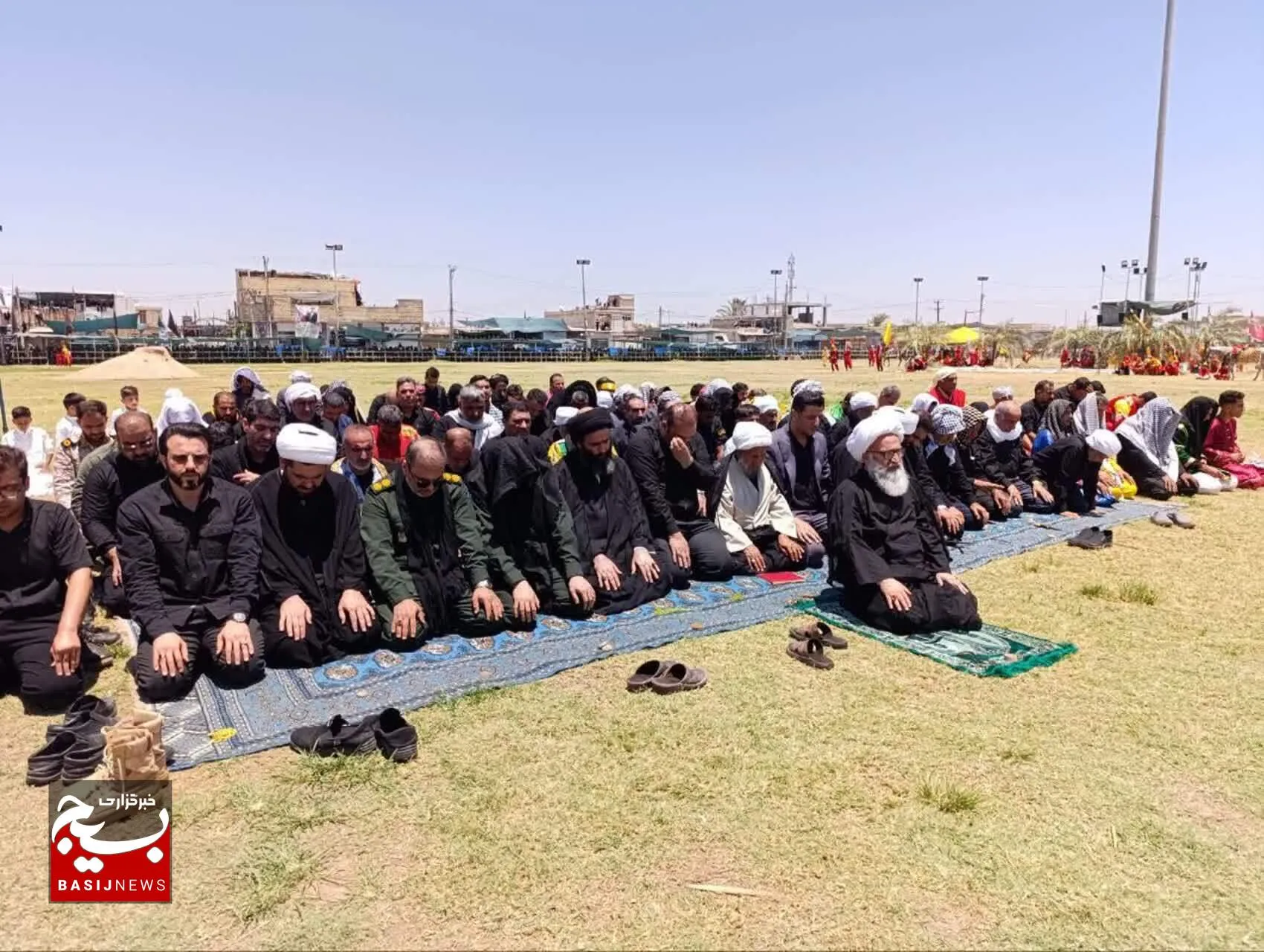 نماز ظهر عاشورا در میان شور عشق و ایمان حُری ها
