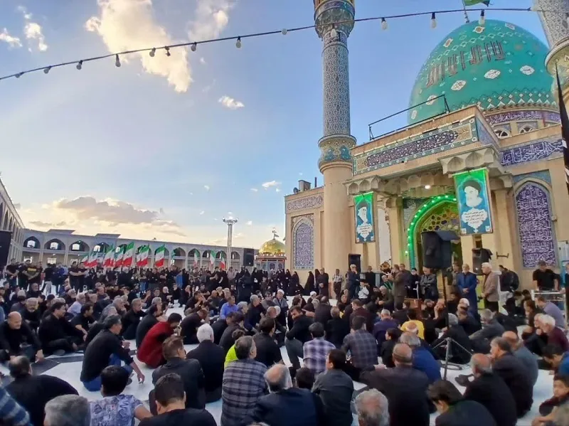 اجتماع بزرگ صادقیون در روز شهادت ششمین اختر تابناک امامت و ولایت امام جعفر صادق(علیه السلام)